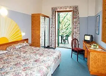 Park Jolanda Hotel
