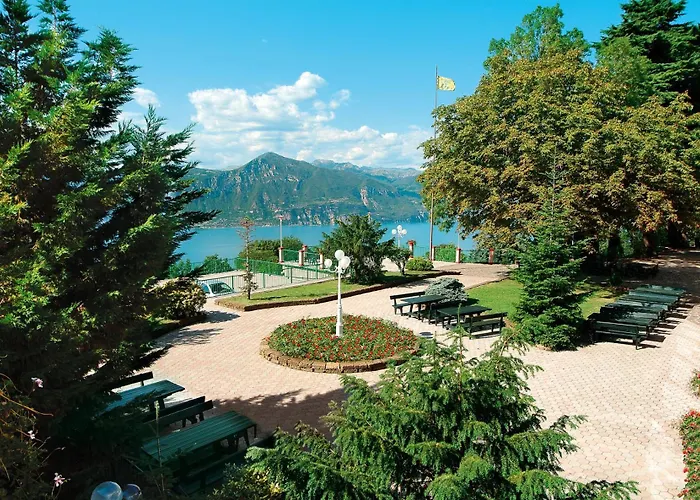 Park Jolanda 3* San Zeno di Montagna