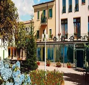 Park Jolanda Szálloda 3*