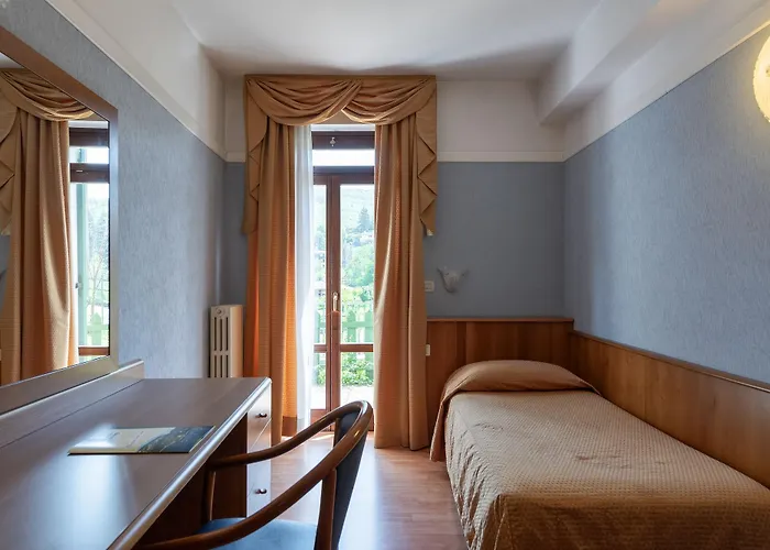 Park Jolanda Hotel