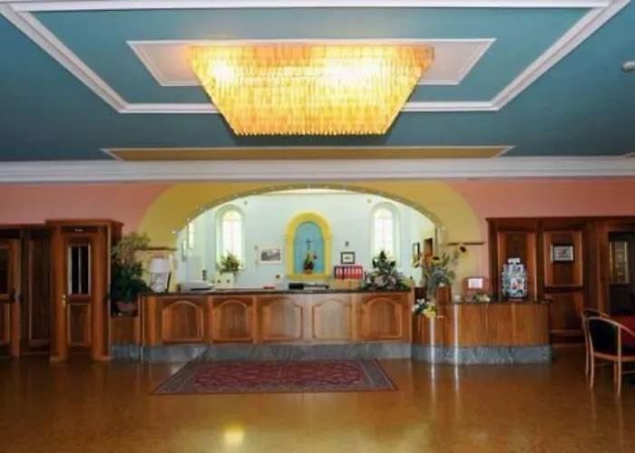 Park Jolanda Hotel
