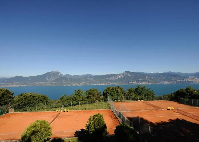 Park Jolanda 3* San Zeno di Montagna
