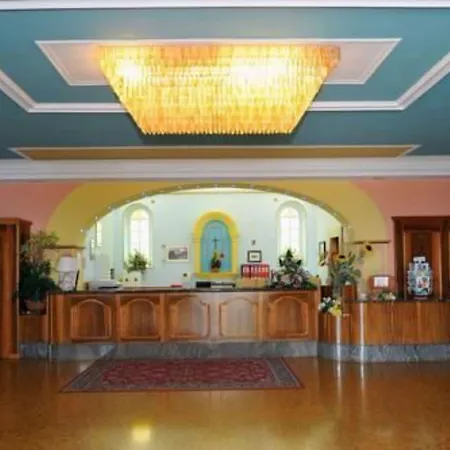 Park Jolanda ホテル