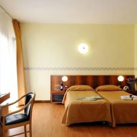 ホテル Park Jolanda サン・ゼーノ・ディ・モンターニャ