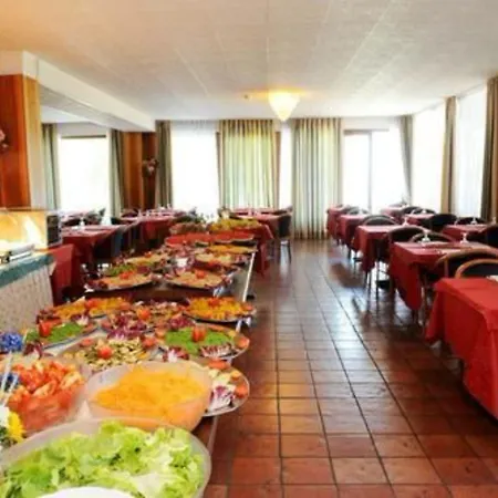 Park Jolanda 3* サン・ゼーノ・ディ・モンターニャ