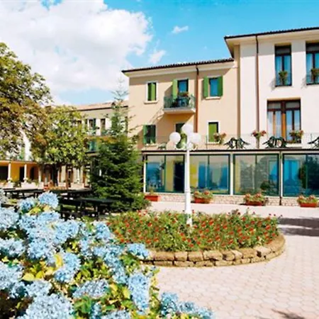 Szálloda Park Jolanda San Zeno di Montagna