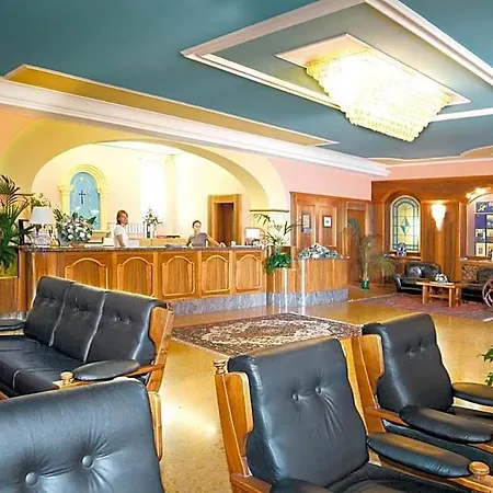 酒店 约兰达公园酒店 3*