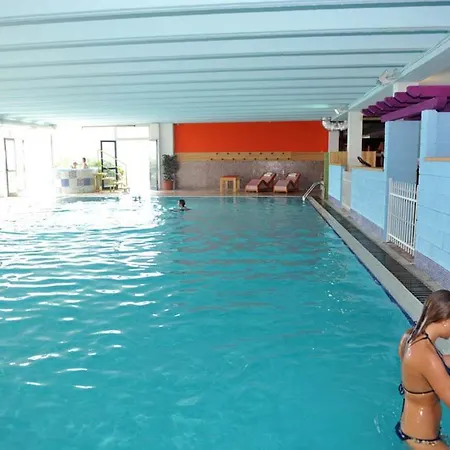 Park Jolanda Hotel 3*