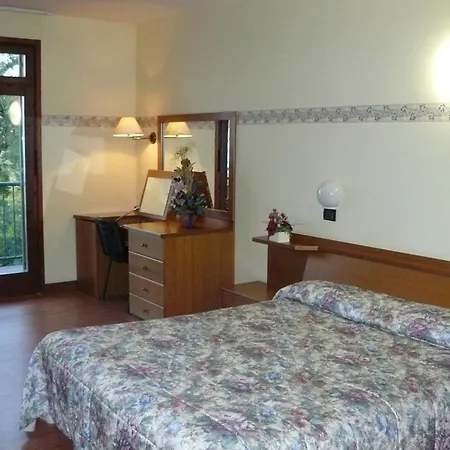 Park Jolanda 3* San Zeno di Montagna