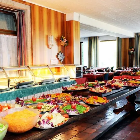 Park Jolanda Hotel