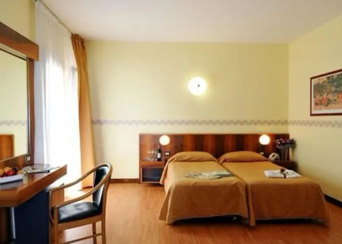 Szálloda Park Jolanda San Zeno di Montagna