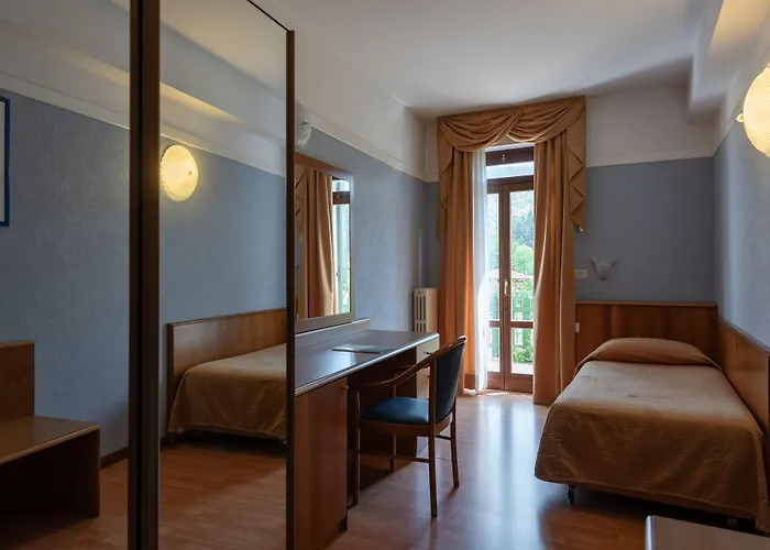 Park Jolanda Szálloda San Zeno di Montagna