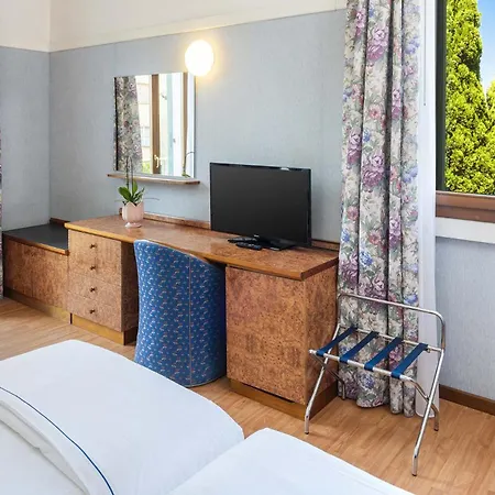 Hotel Park Jolanda
