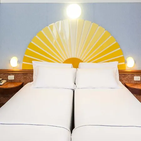 Park Jolanda Hotel 3*