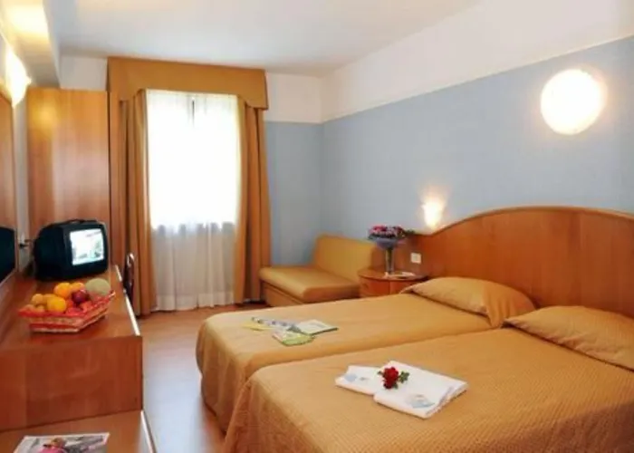 Park Jolanda Otel