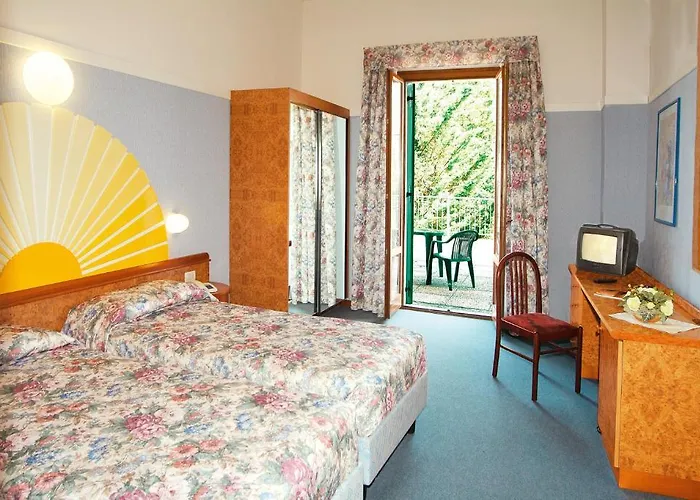 Otel Park Jolanda 3*